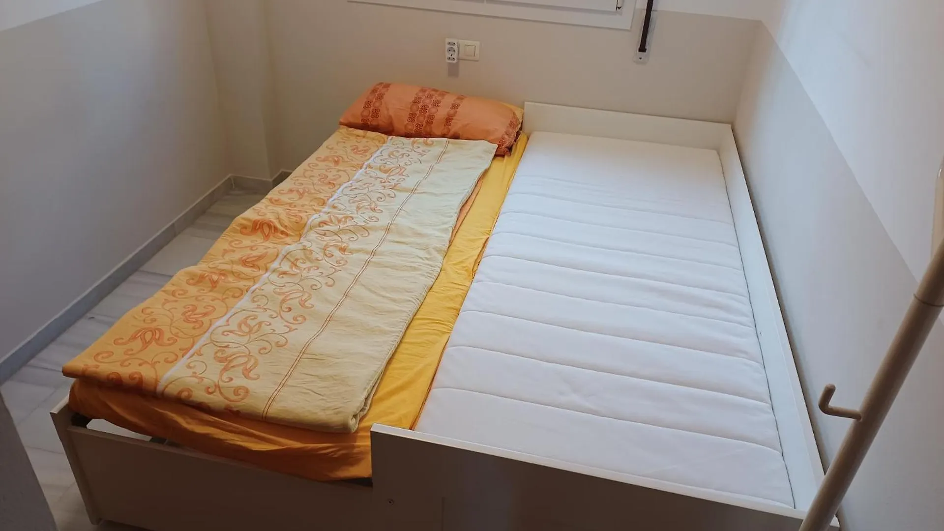 Komfortable Ferienwohnung Erste Strandreihe Playa Burriana Nerja Apartment